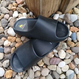 Aloha Island Black Slide Sandals